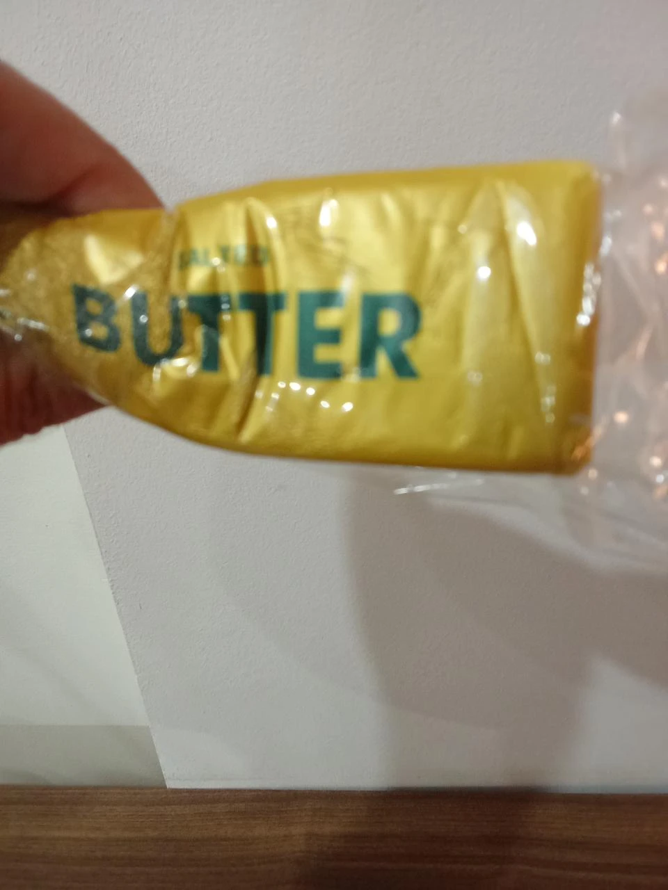 Squishy butter doré parfumé 14 cm juste génial ✅ – photo 4